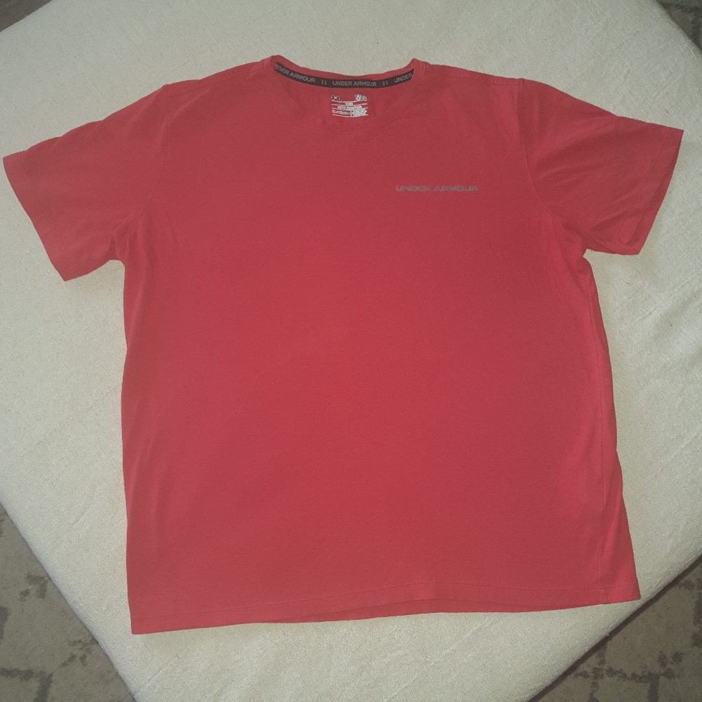 Under Armour T-shirt red size Large